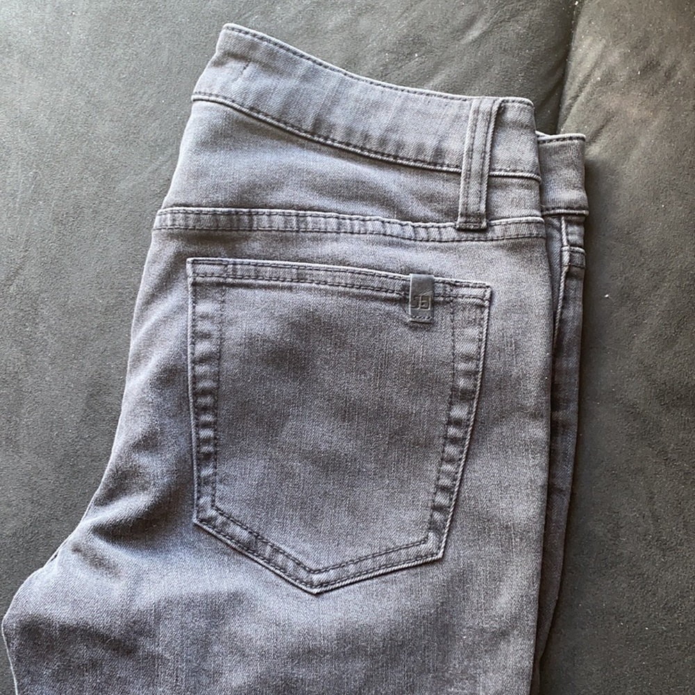 Gray Joe’s Jeans | Fit: Honey Skinny